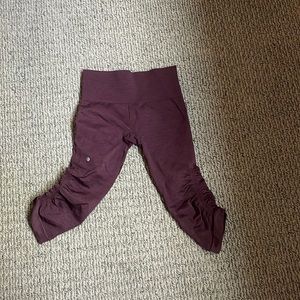 Lululemon capri pants